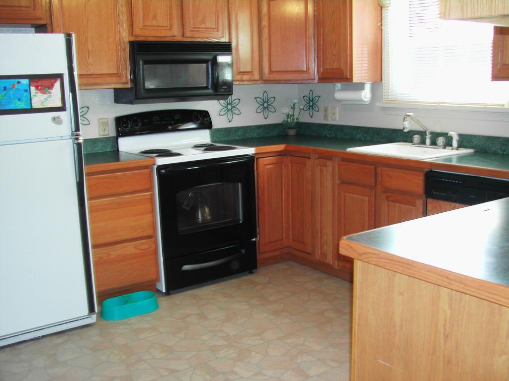 264 ANDOVER SPARTA RD