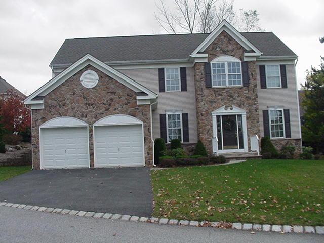 16 RED OAK DR