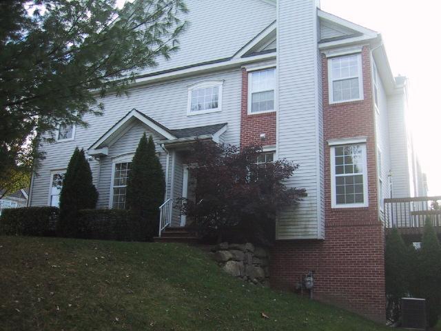 37 GORDON CIR