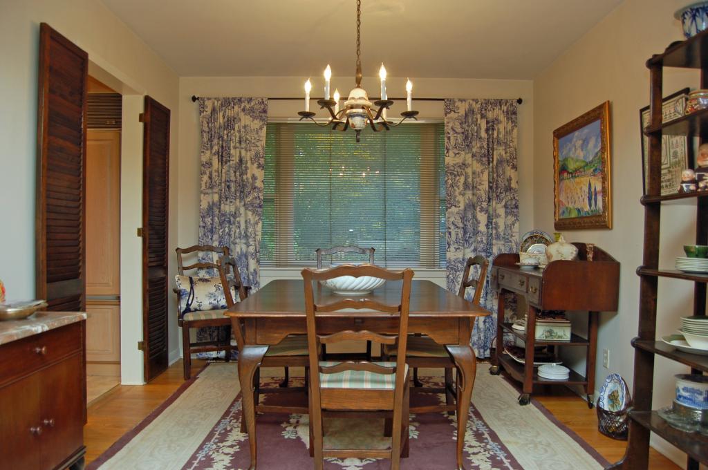 MLS #/Web ID: 2724549