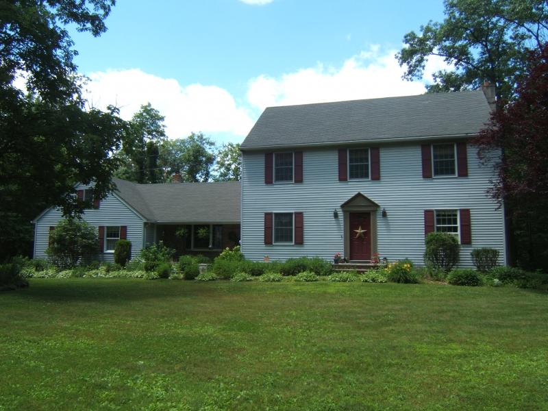 107 MARY JONES RD
