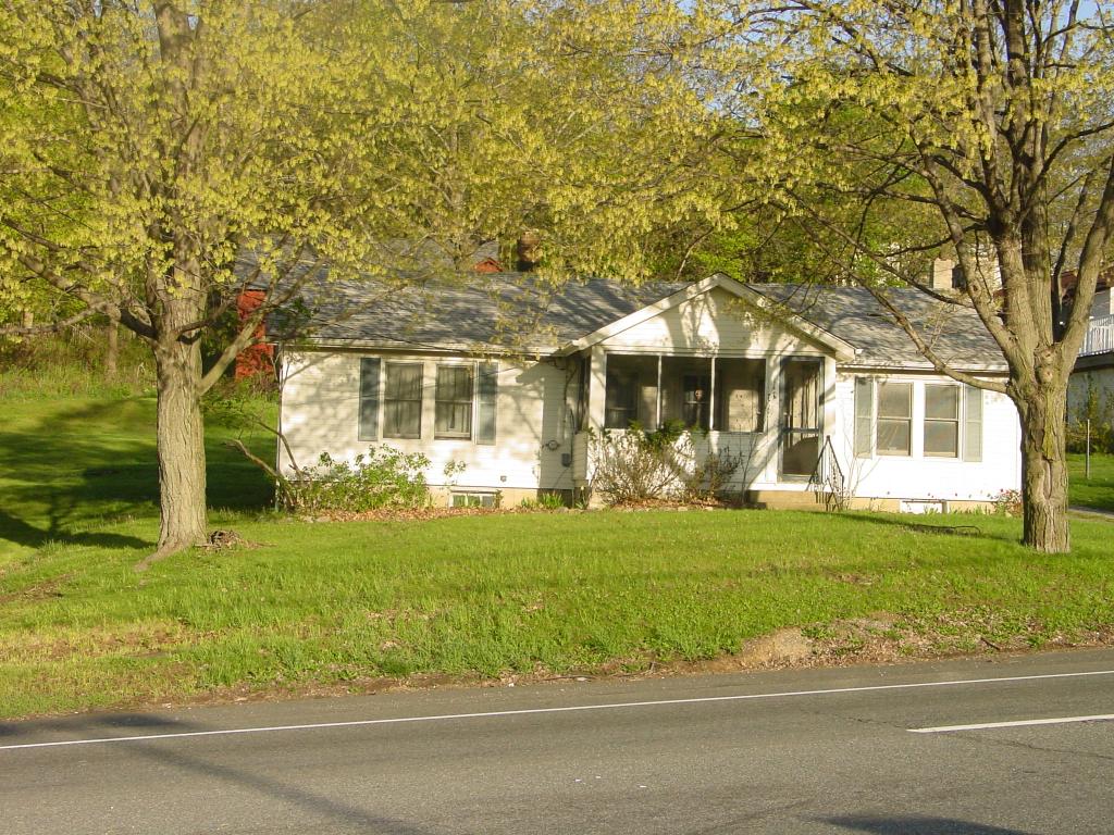 147 Route 23