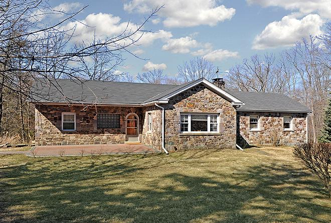 23 Pine Hill Road