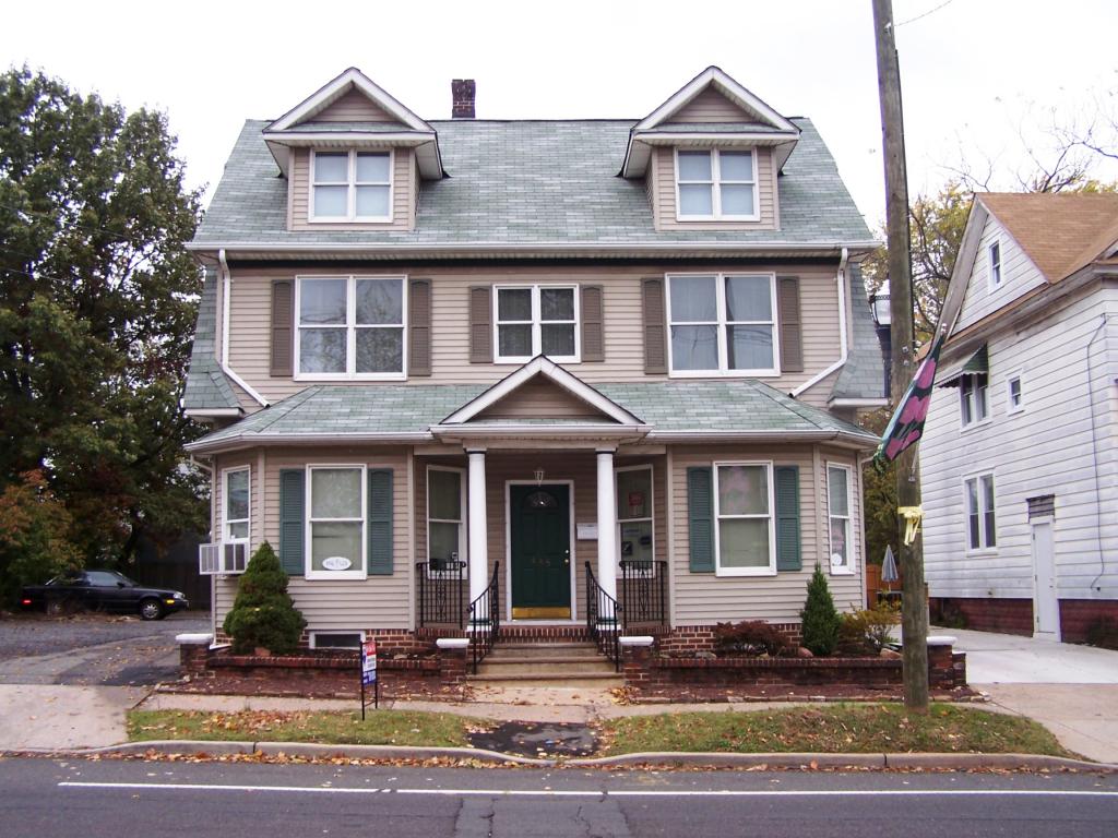 MLS #/Web ID: 2675750