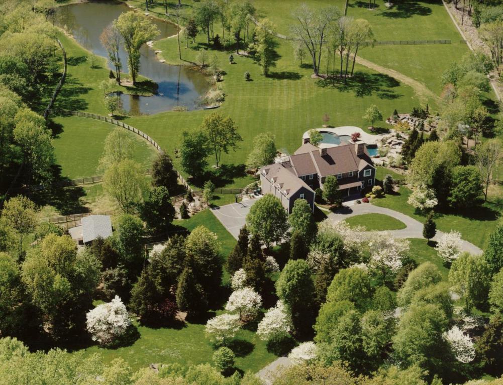 MLS #/Web ID: 2689050