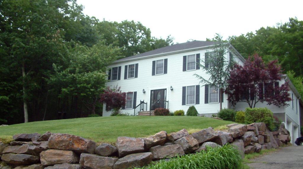 MLS #/Web ID: 2689250