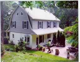 524-526 CARDINAL LN