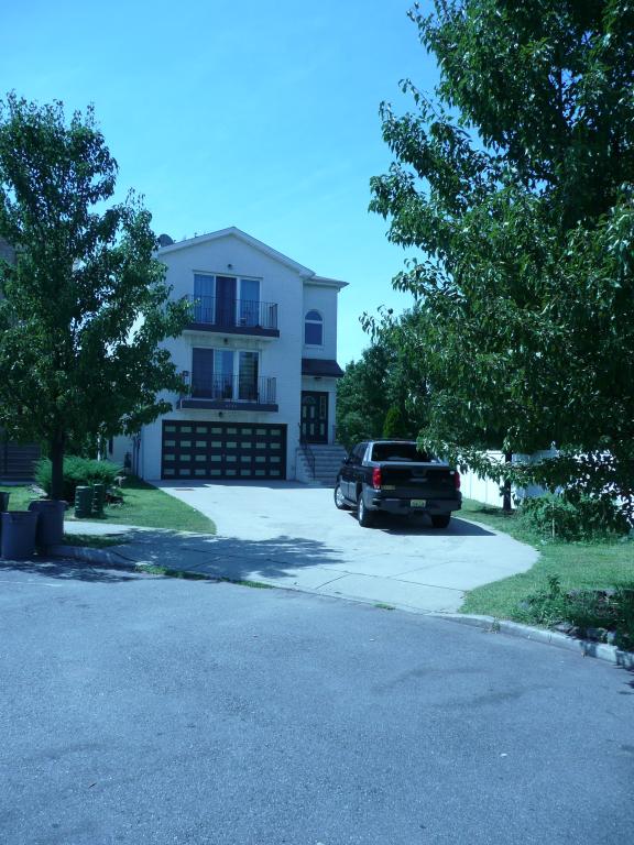 MLS #/Web ID: 2709450