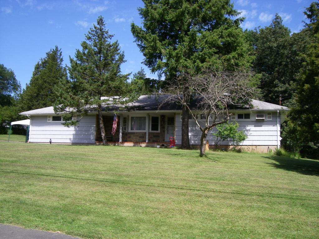 529 ROLLING HILLS RD