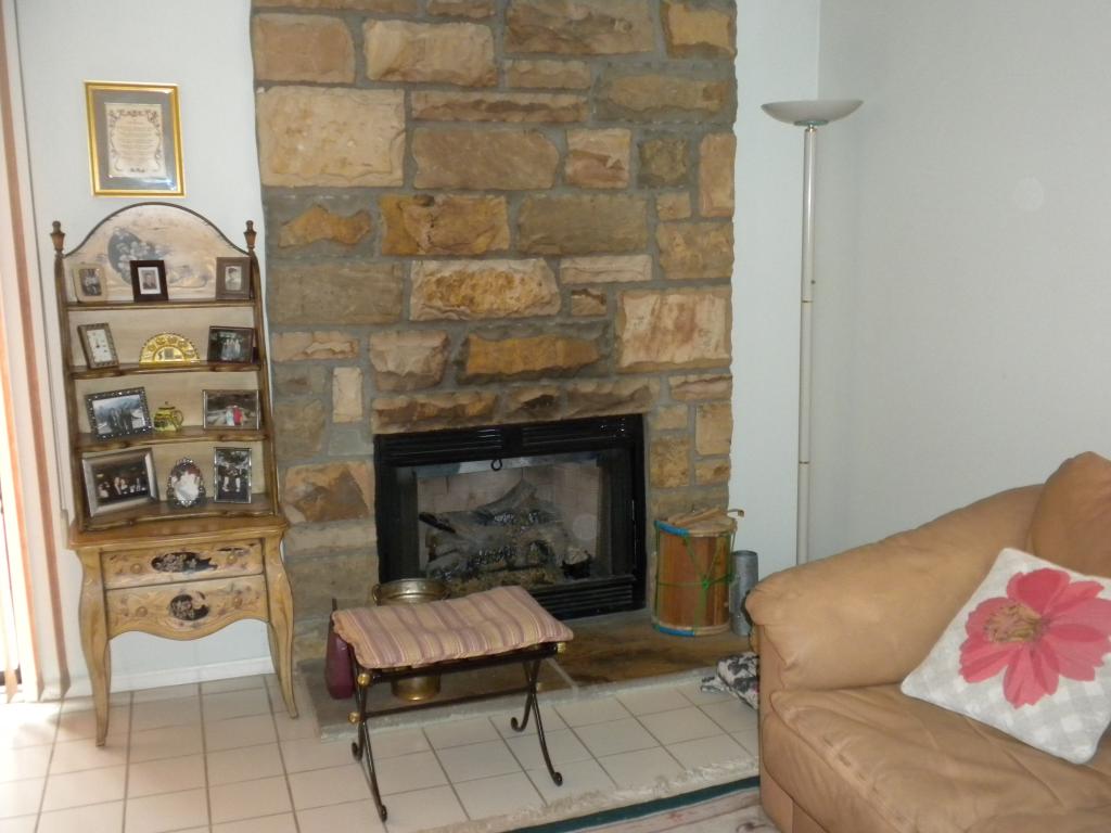 11 HERITAGE WAY