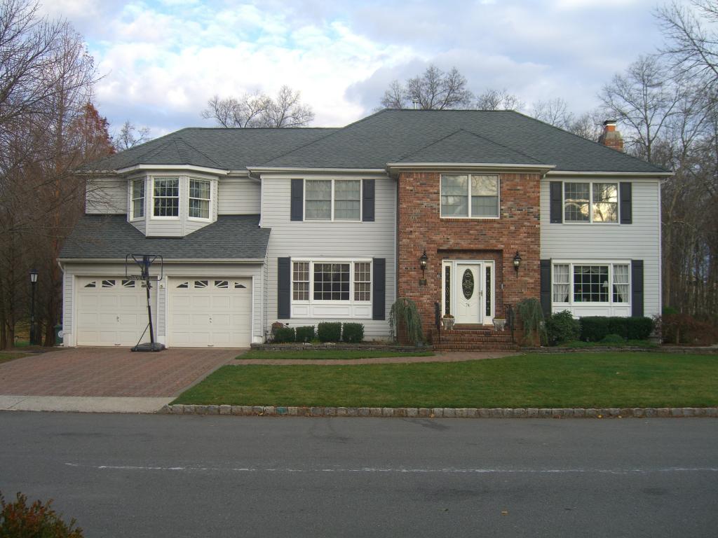 MLS #/Web ID: 2730250