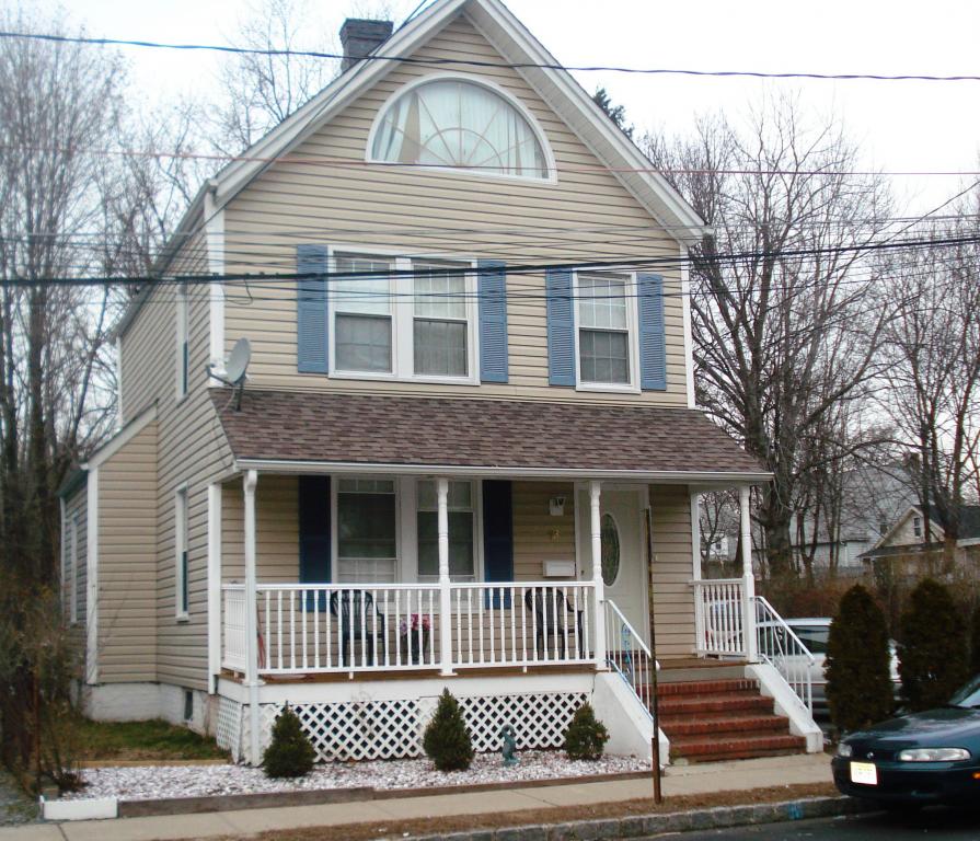 13 CLEVELAND STREET