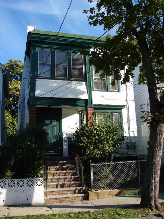 MLS #/Web ID: 2599551