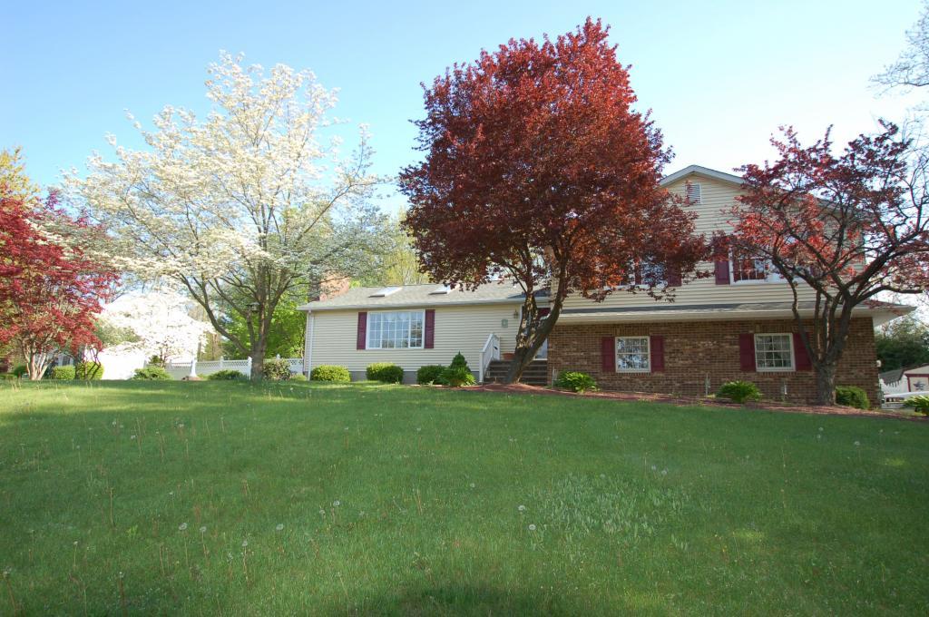 MLS #/Web ID: 2650151