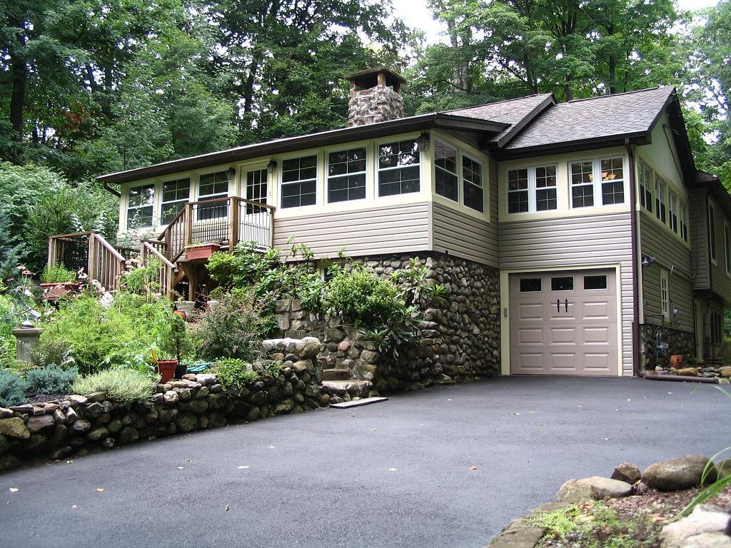 MLS #/Web ID: 2661451