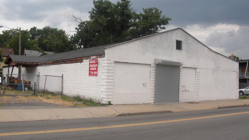 411-419 No. Grove Street