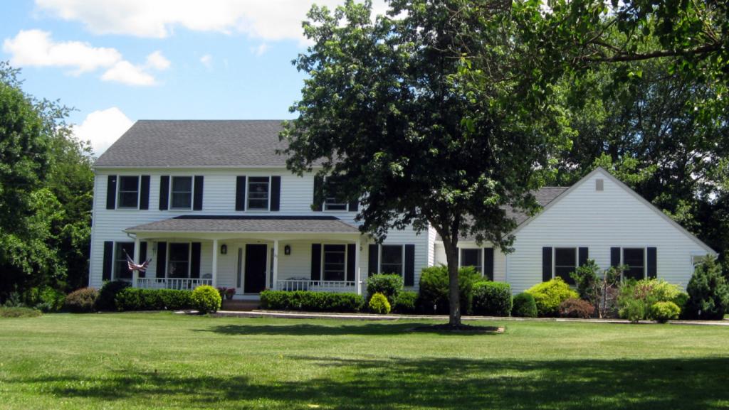 101 HOLLOW RD