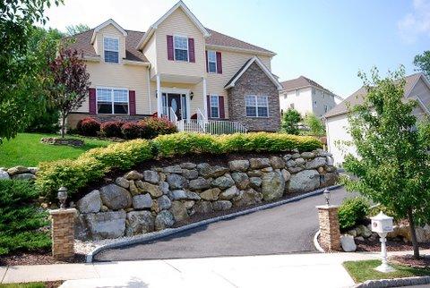 1 CEDAR CT