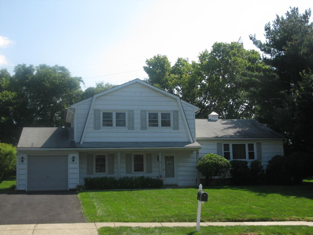 MLS #/Web ID: 2709051