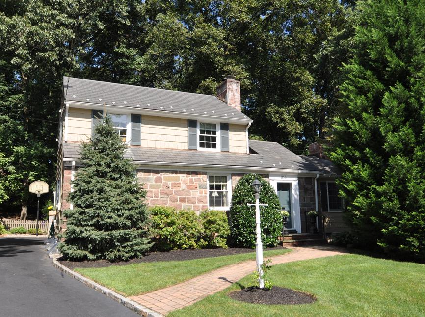 MLS #/Web ID: 2713551