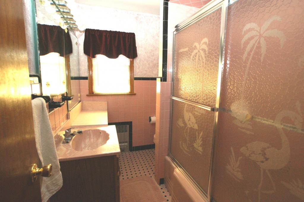 MLS #/Web ID: 2722551