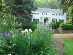 303 PLEASANT HILL RD