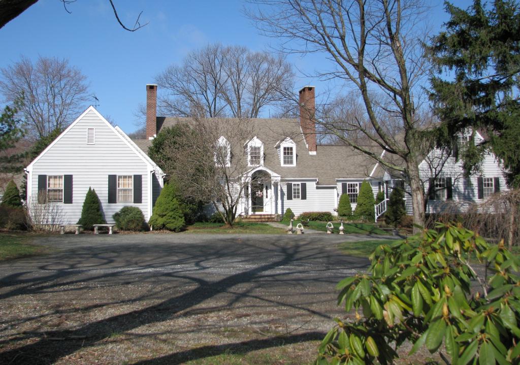 64 COOKS CROSS RD