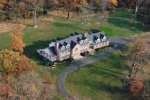 MLS #/Web ID: 2704252
