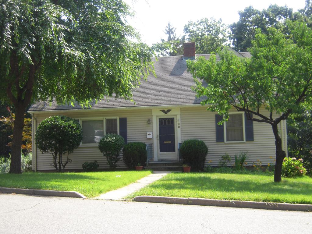 MLS #/Web ID: 2712552