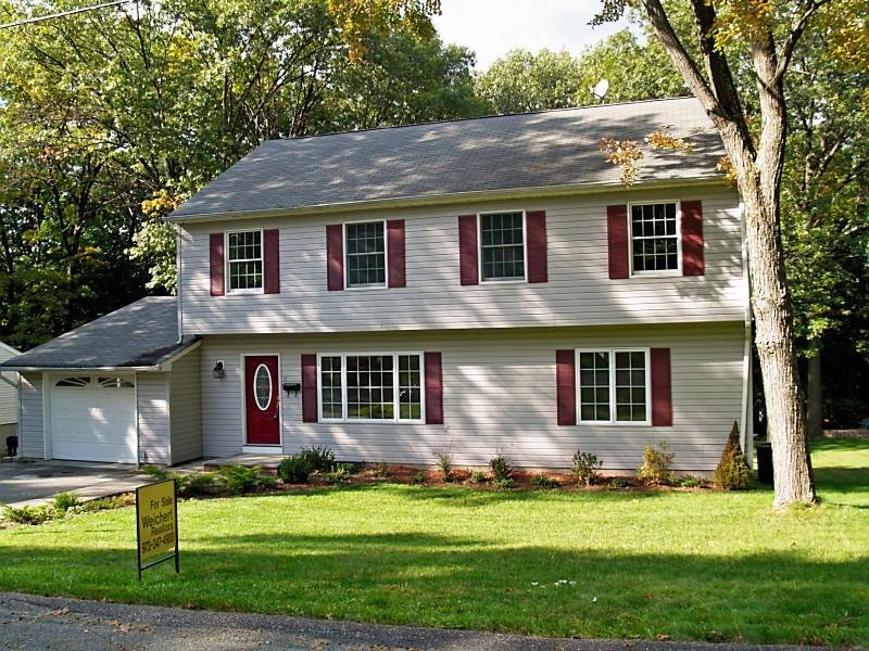 17 CEDAR TREE LN