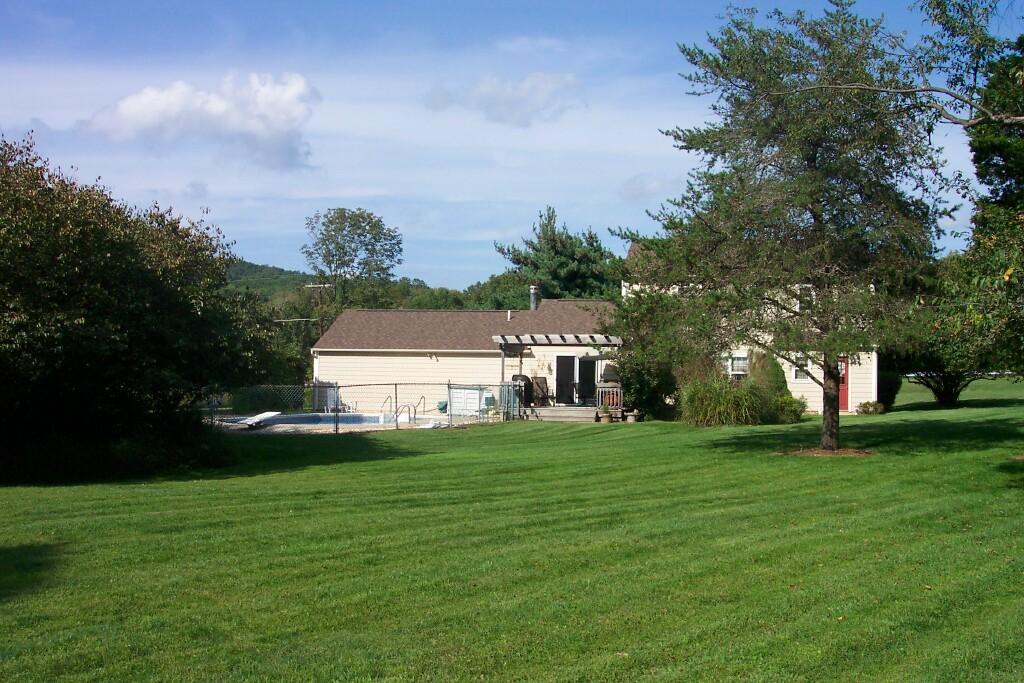 MLS #/Web ID: 2722552