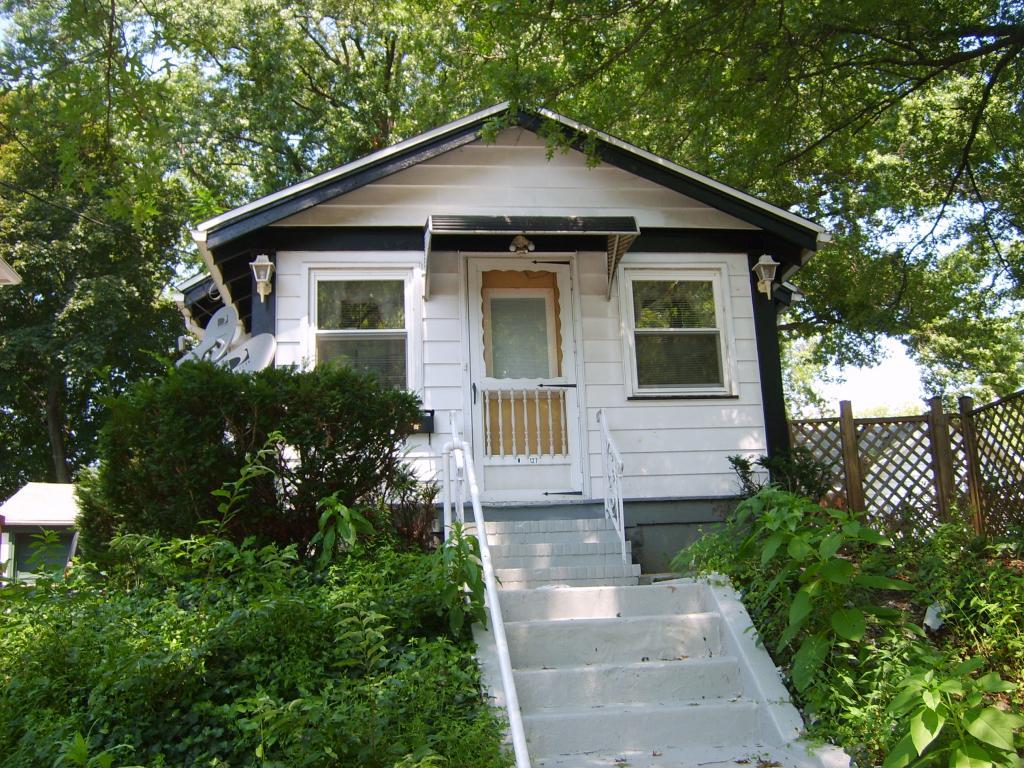 127 W LINCOLN AVE