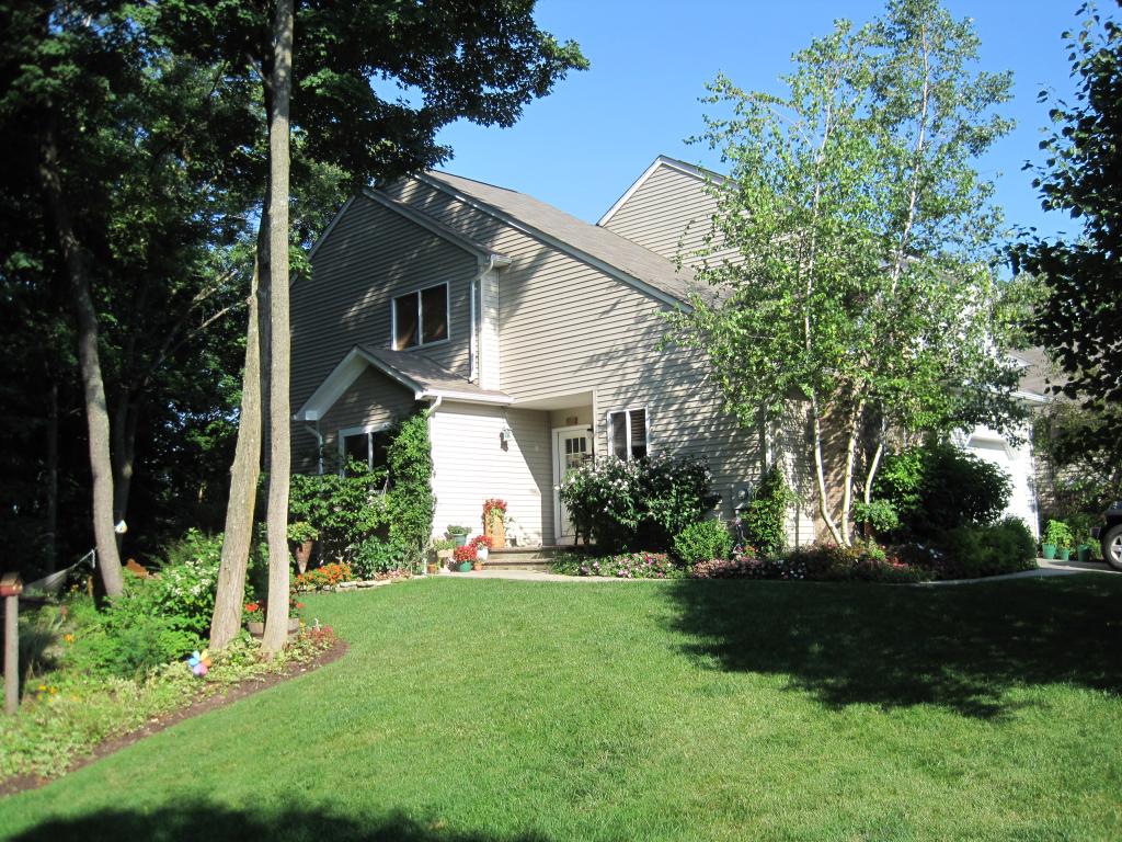 1 WIND MEADOW TRL