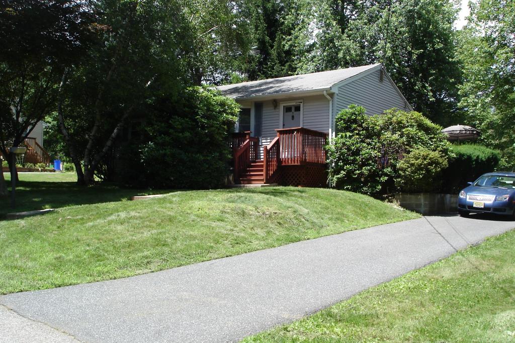 5 CEDAR TERRACE