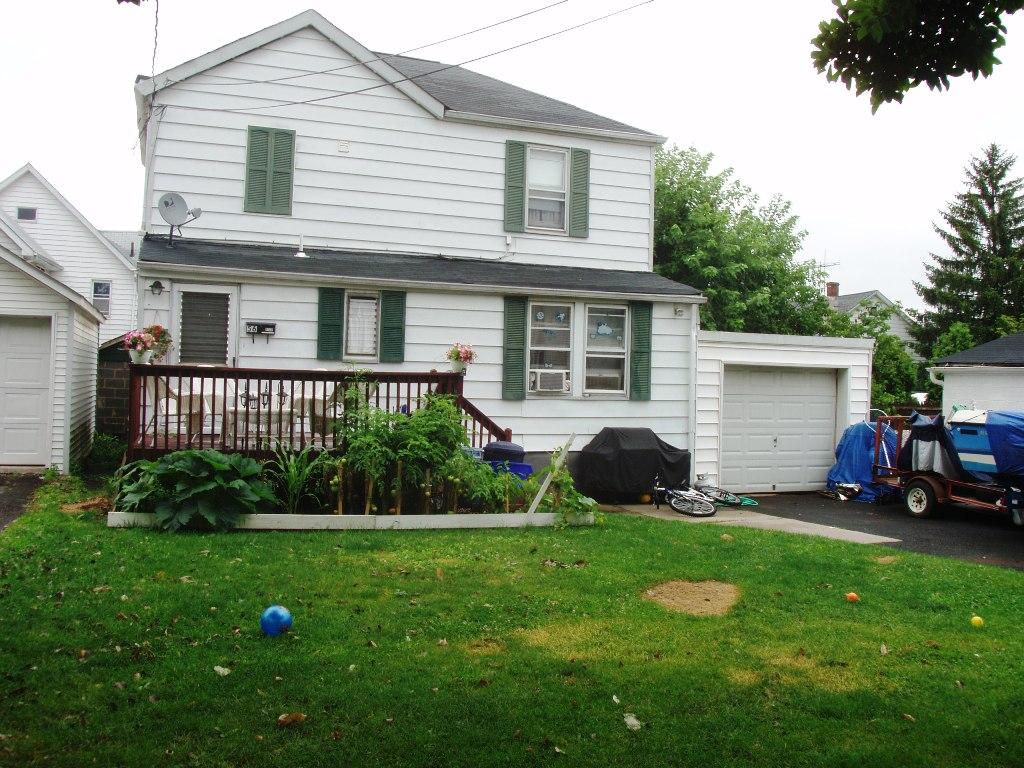 MLS #/Web ID: 2700453