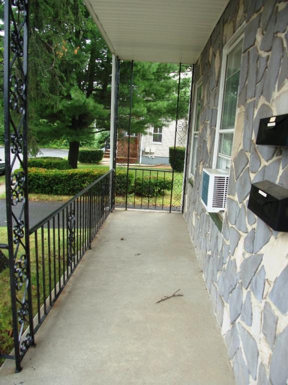 MLS #/Web ID: 2700453