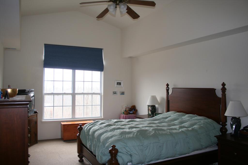 MLS #/Web ID: 2700553