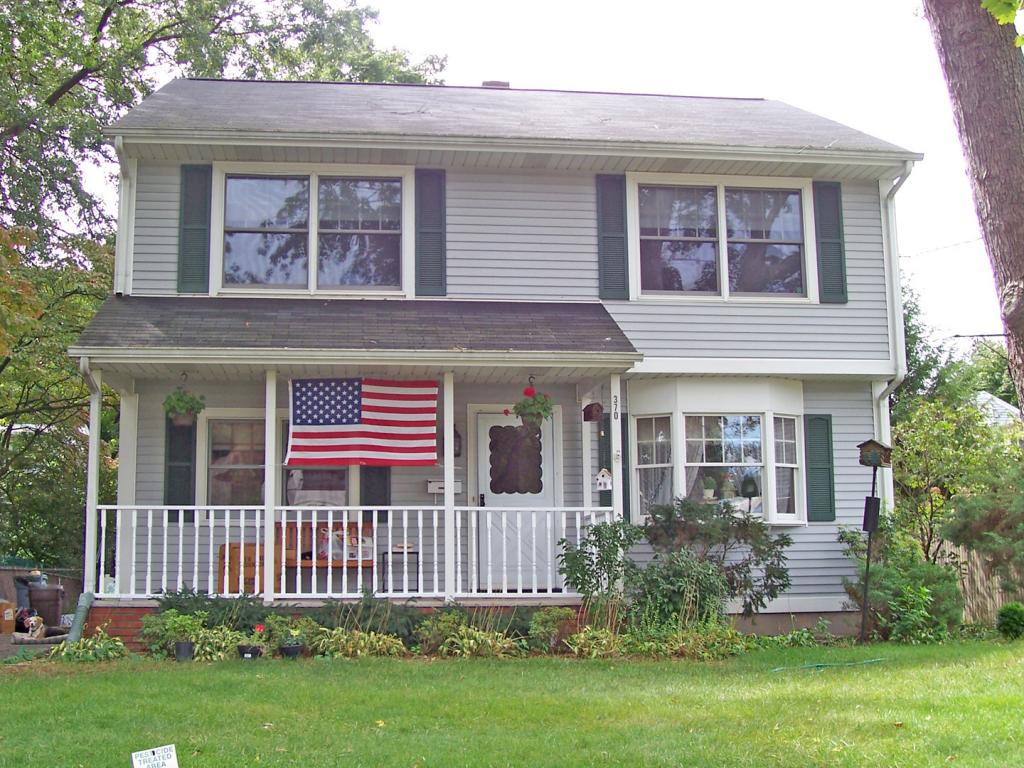 Single Family Home for Sale, ListingId:14104381, location: 370 CHESTERFIELD ST Ridgewood 07450
