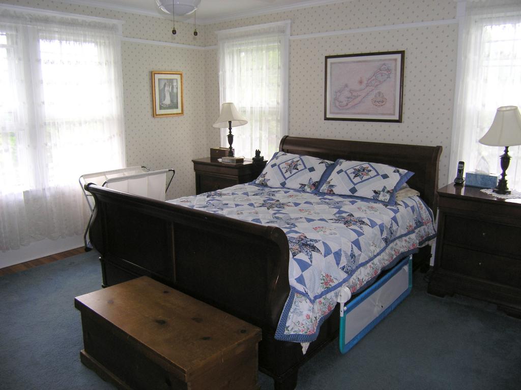 2 HACKLEBARNEY RD.