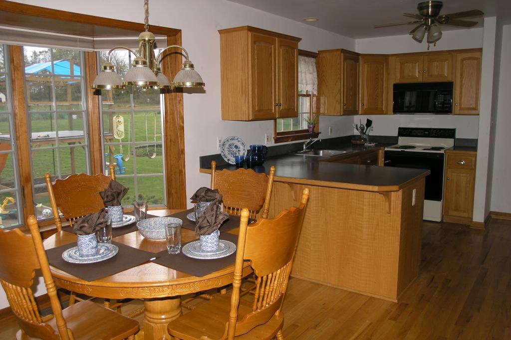 MLS #/Web ID: 2720753