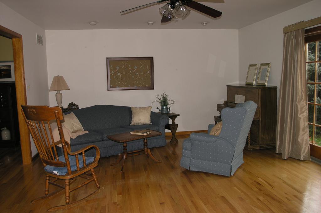 MLS #/Web ID: 2720753