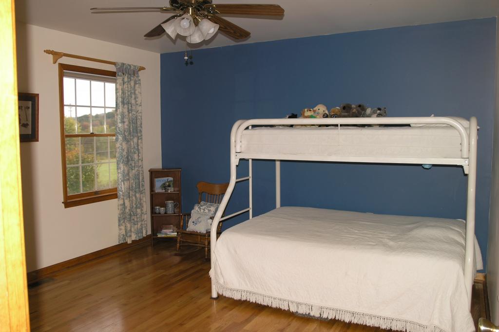MLS #/Web ID: 2720753