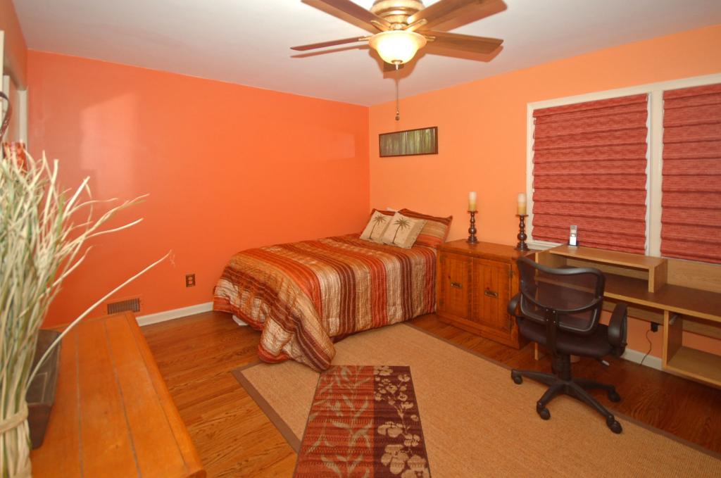 540 FOREST RD
