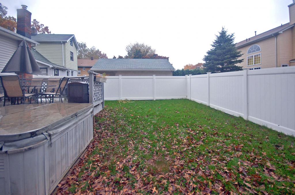 540 FOREST RD