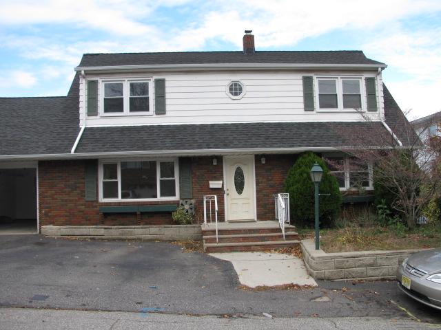 MLS #/Web ID: 2729453