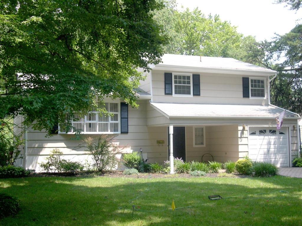 MLS #/Web ID: 2693054