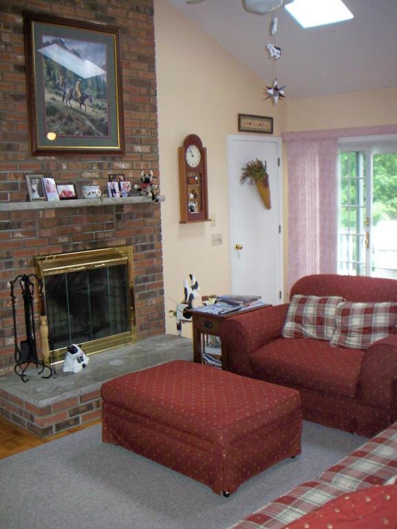 45 MARBLE HILL RD