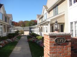 179 ROSELAND AVE