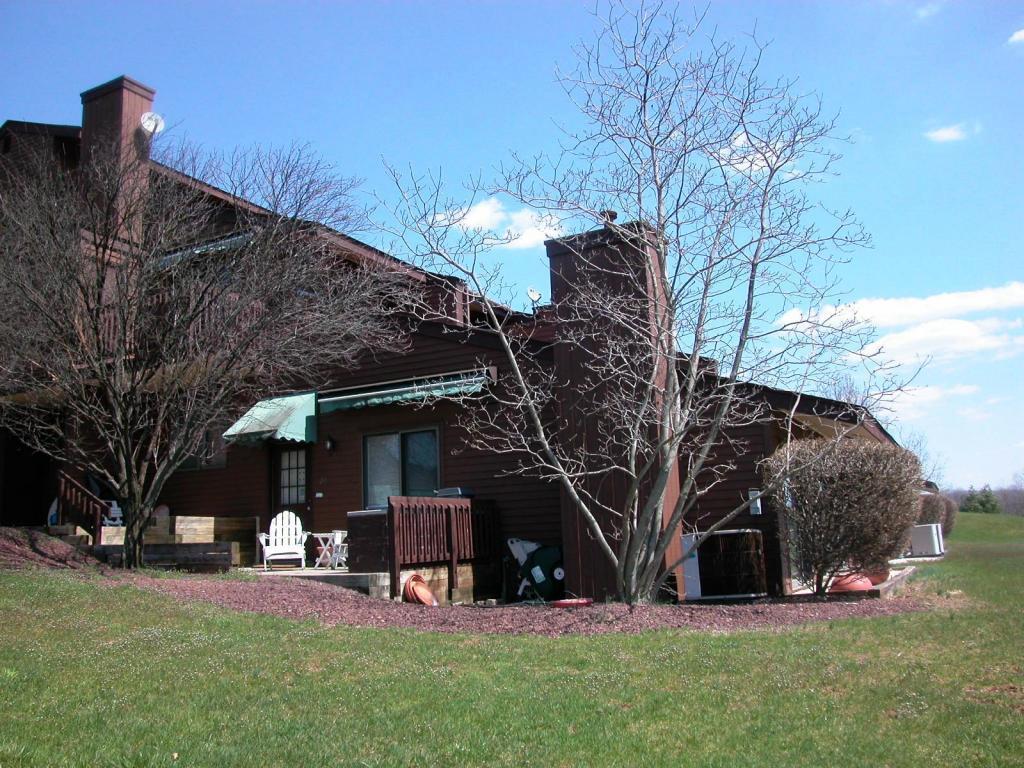 23 HIGHLAND CIR