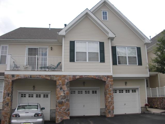 MLS #/Web ID: 2730654